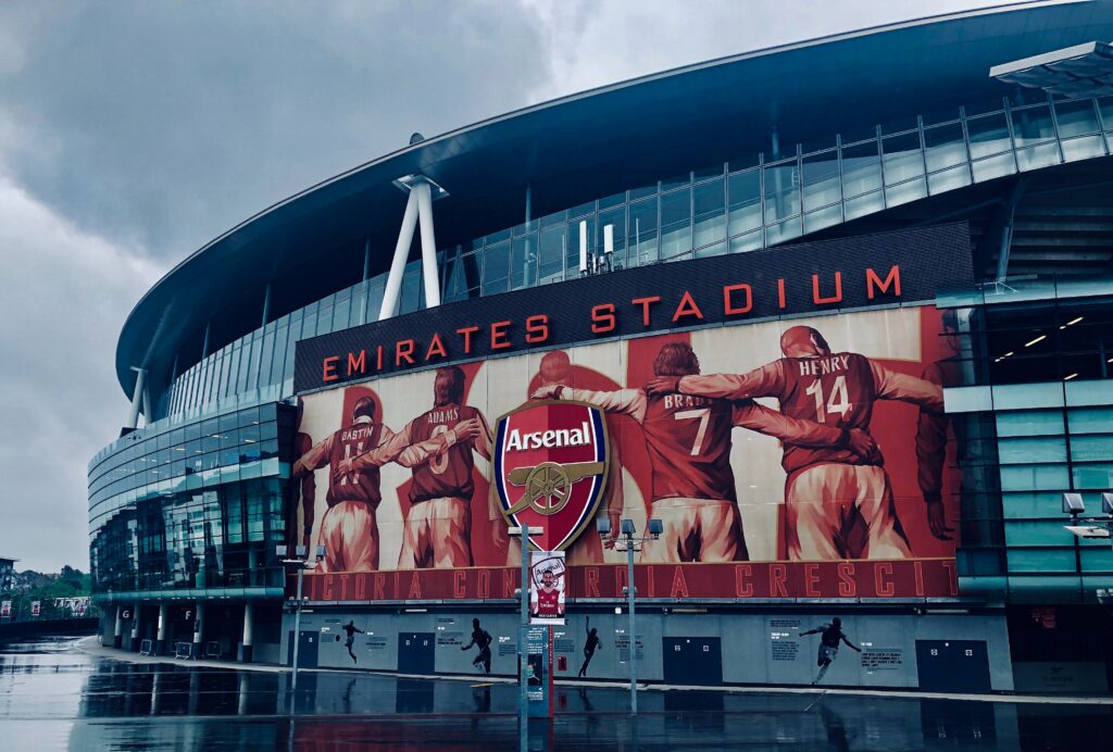 Redundancy for Gunnersaurus: have Arsenal made their dinosaur mascot extinct?
