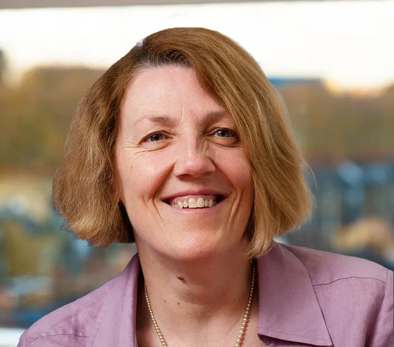Lynn Knowles