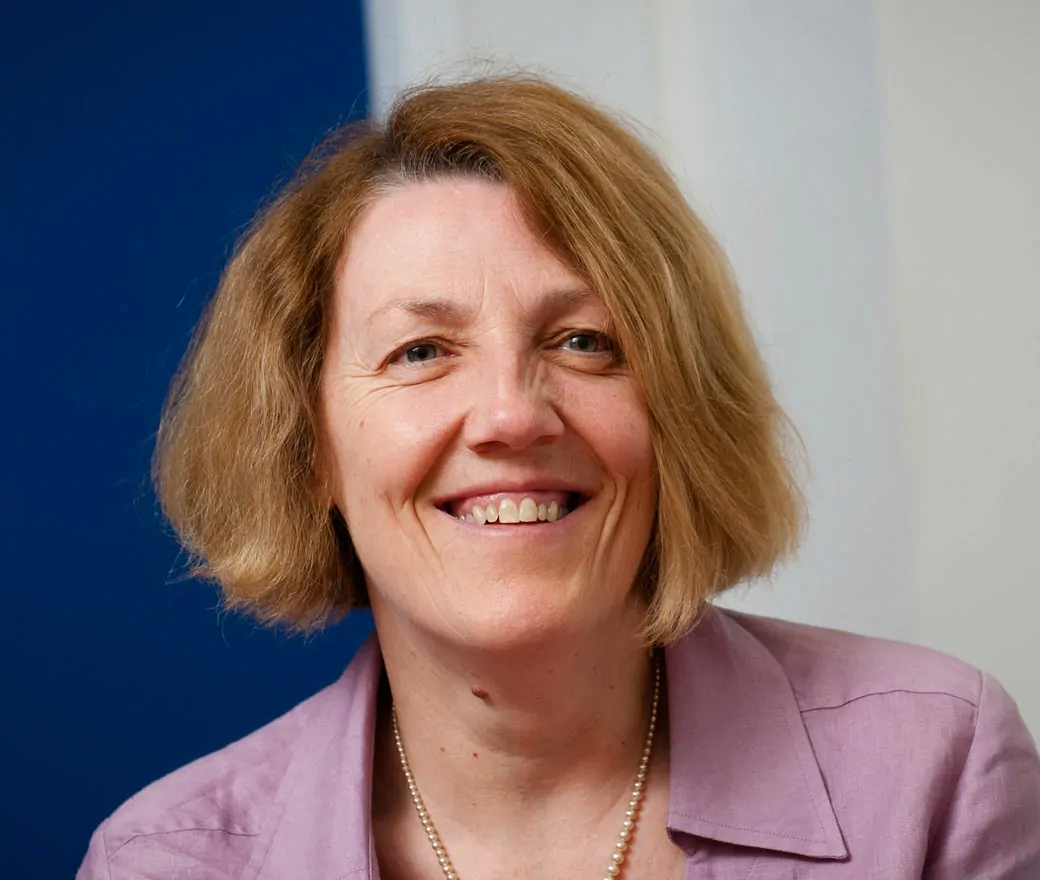 Lynn Knowles