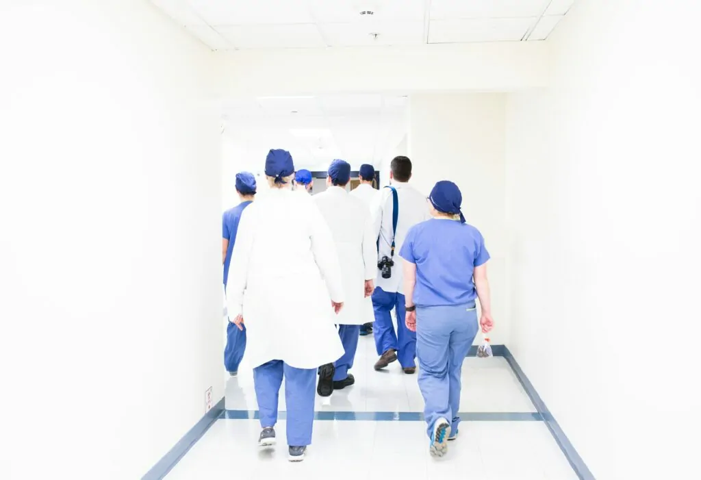 Regulating the healthcare sector in times of crisis - Working in environments of heightened demand